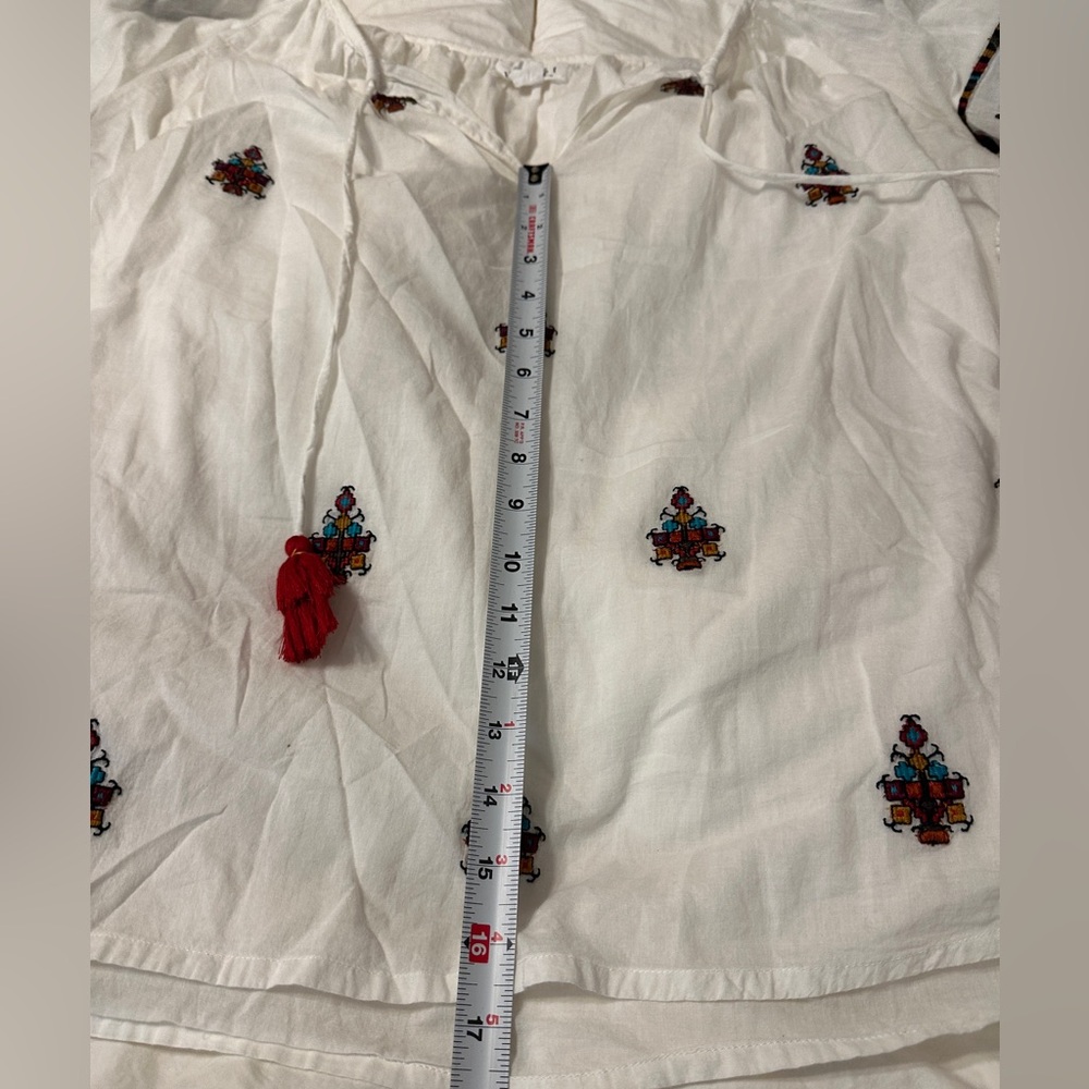 Velvet by Graham & Spencer Nyssa Embroidered Tassel Tie Top - NWOT - Size XL - Picture 11 of 13